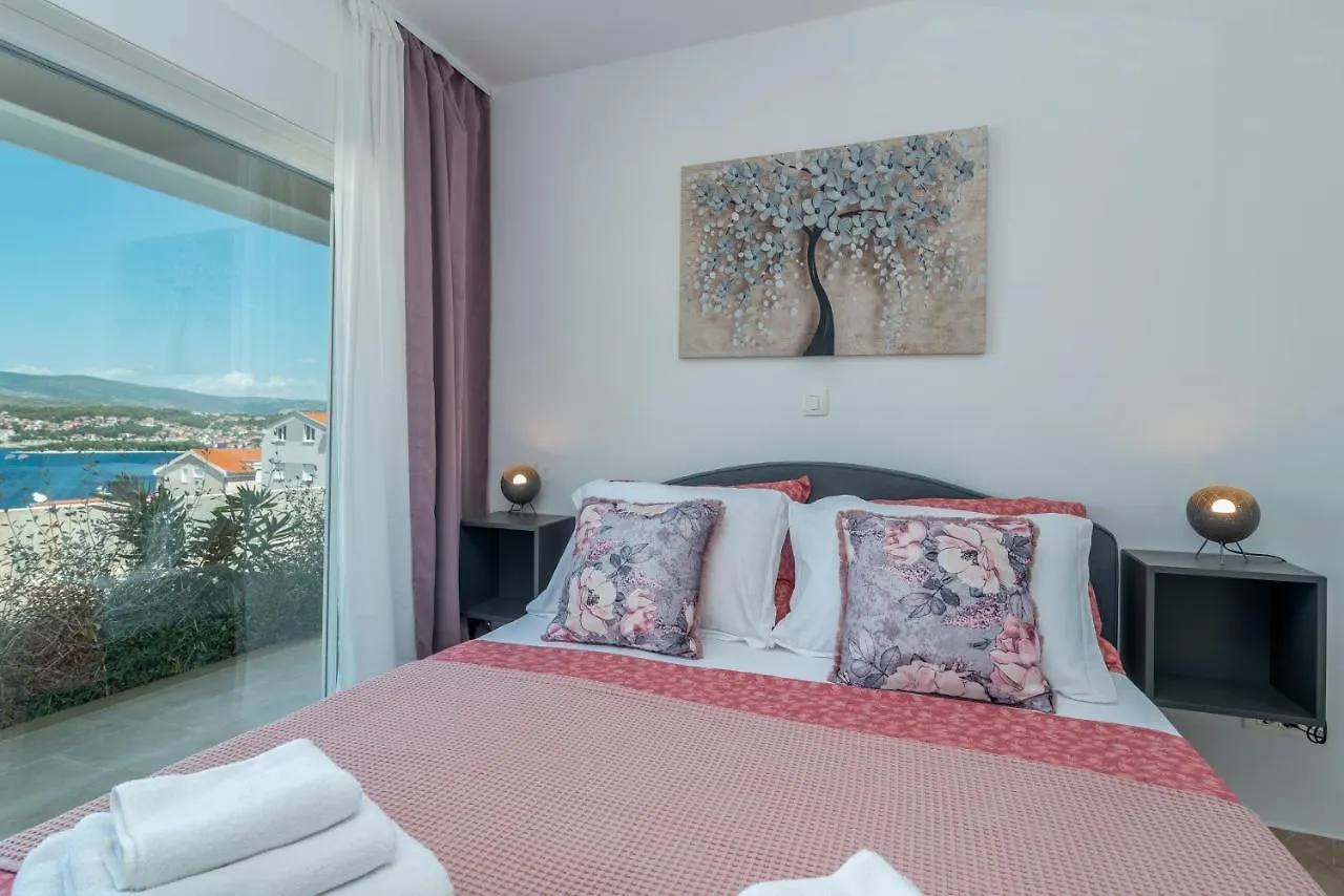 Vila Uz More Okrug Gornji Villa