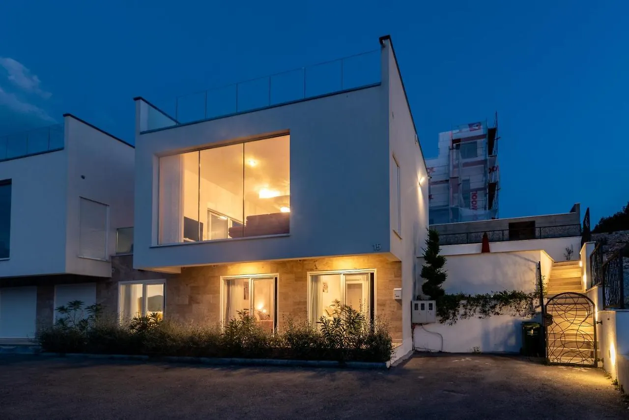 Vila Uz More Okrug Gornji Villa