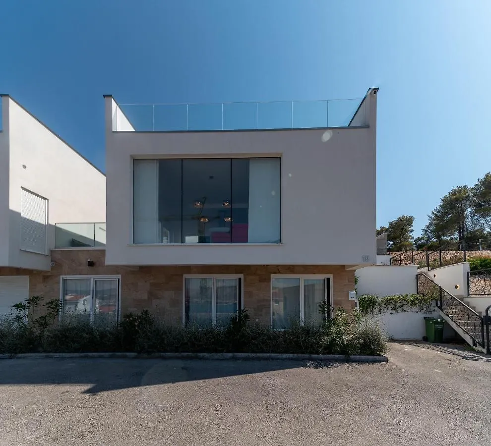 Vila Uz More Okrug Gornji Villa