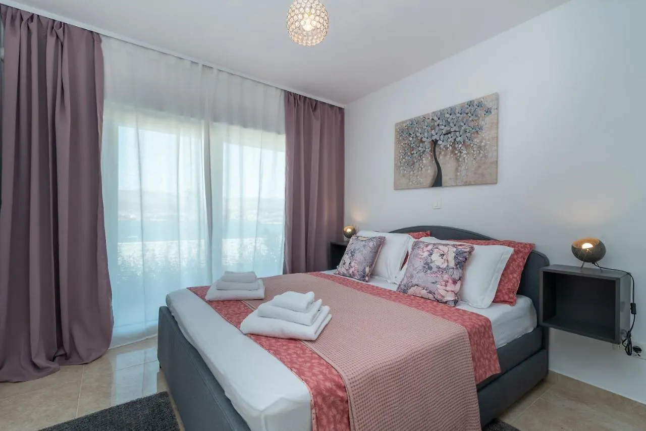Vila Uz More Okrug Gornji Villa